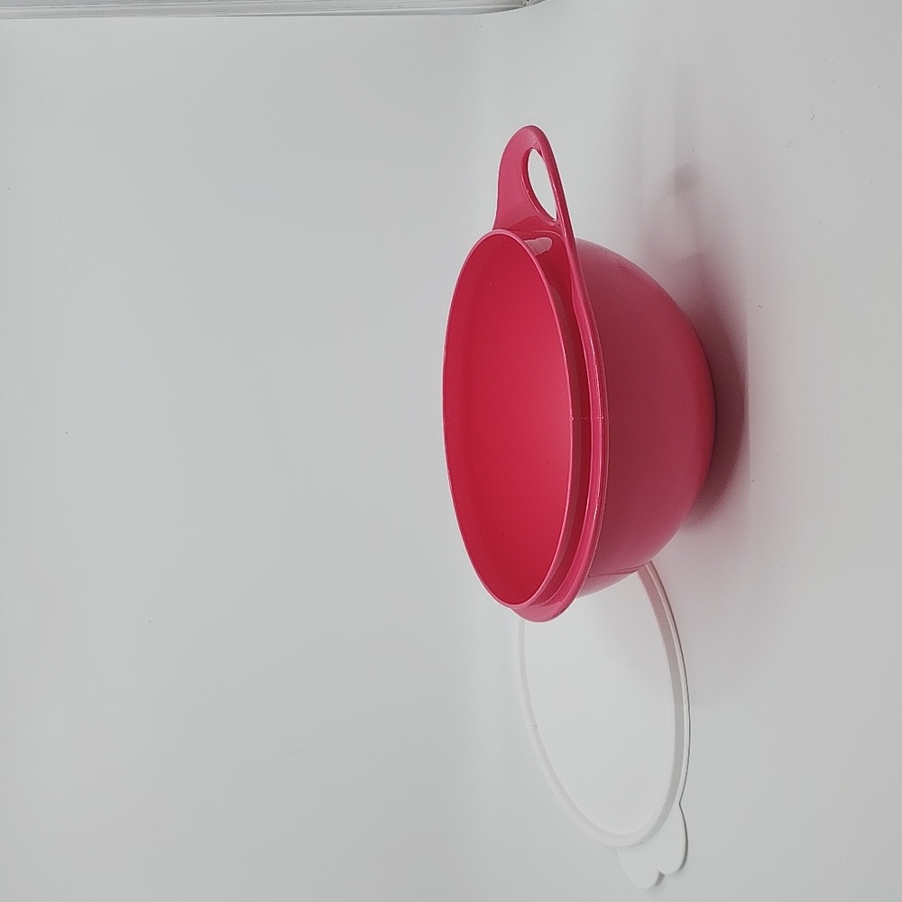 Tupperware Thats A Bowl Mini Bowl Pink New